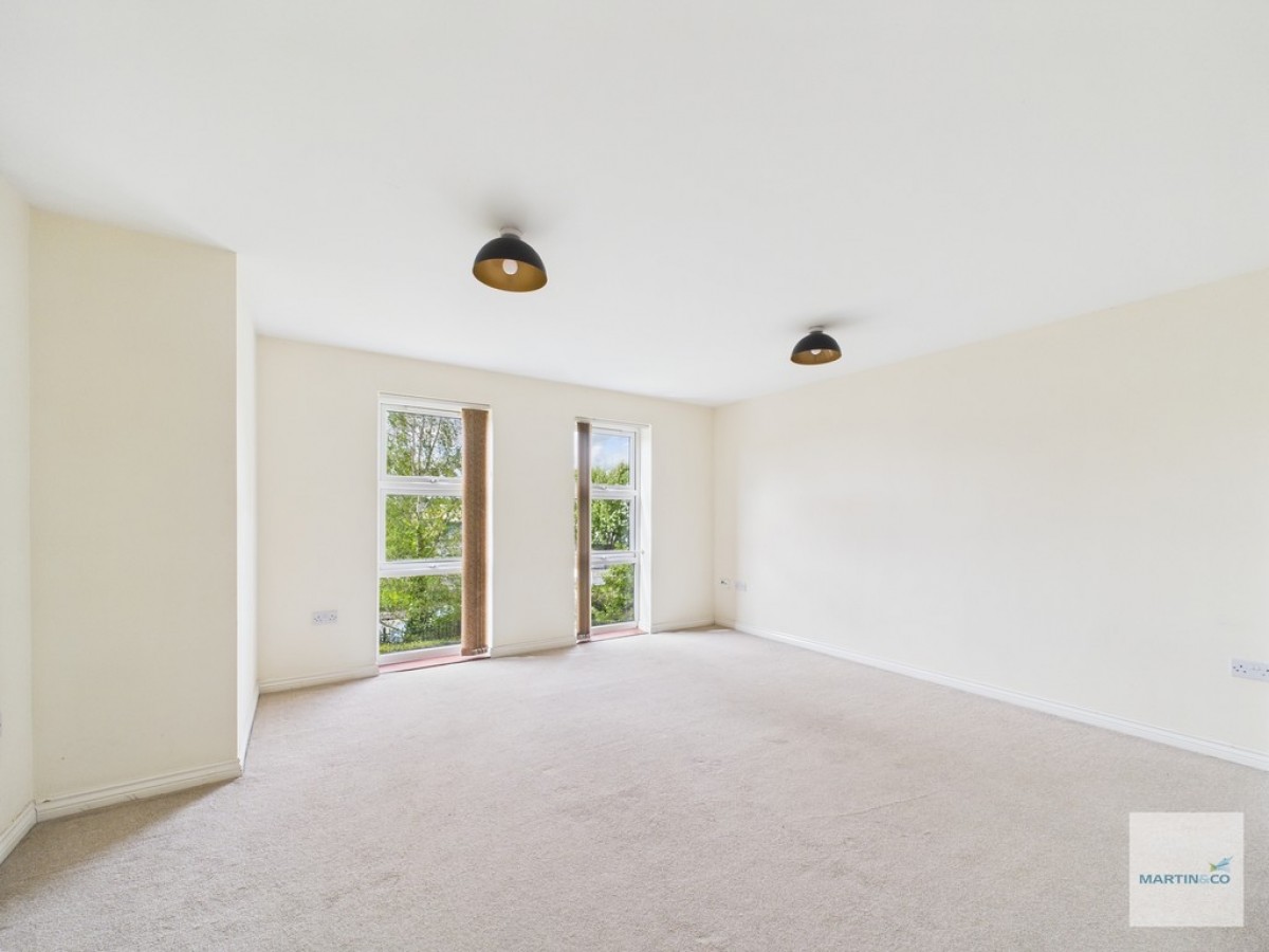 Templars Court, New Road