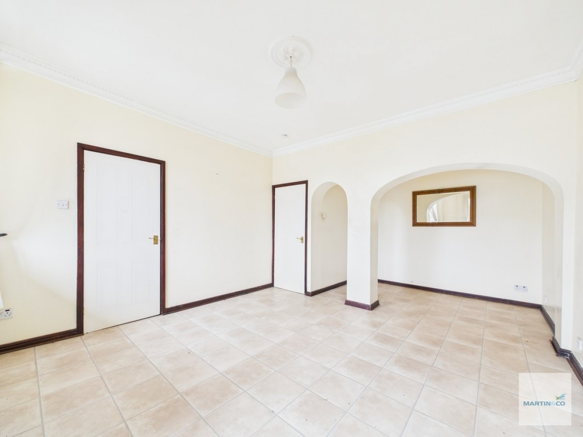 The Babington, Leen Court, Leen Gate