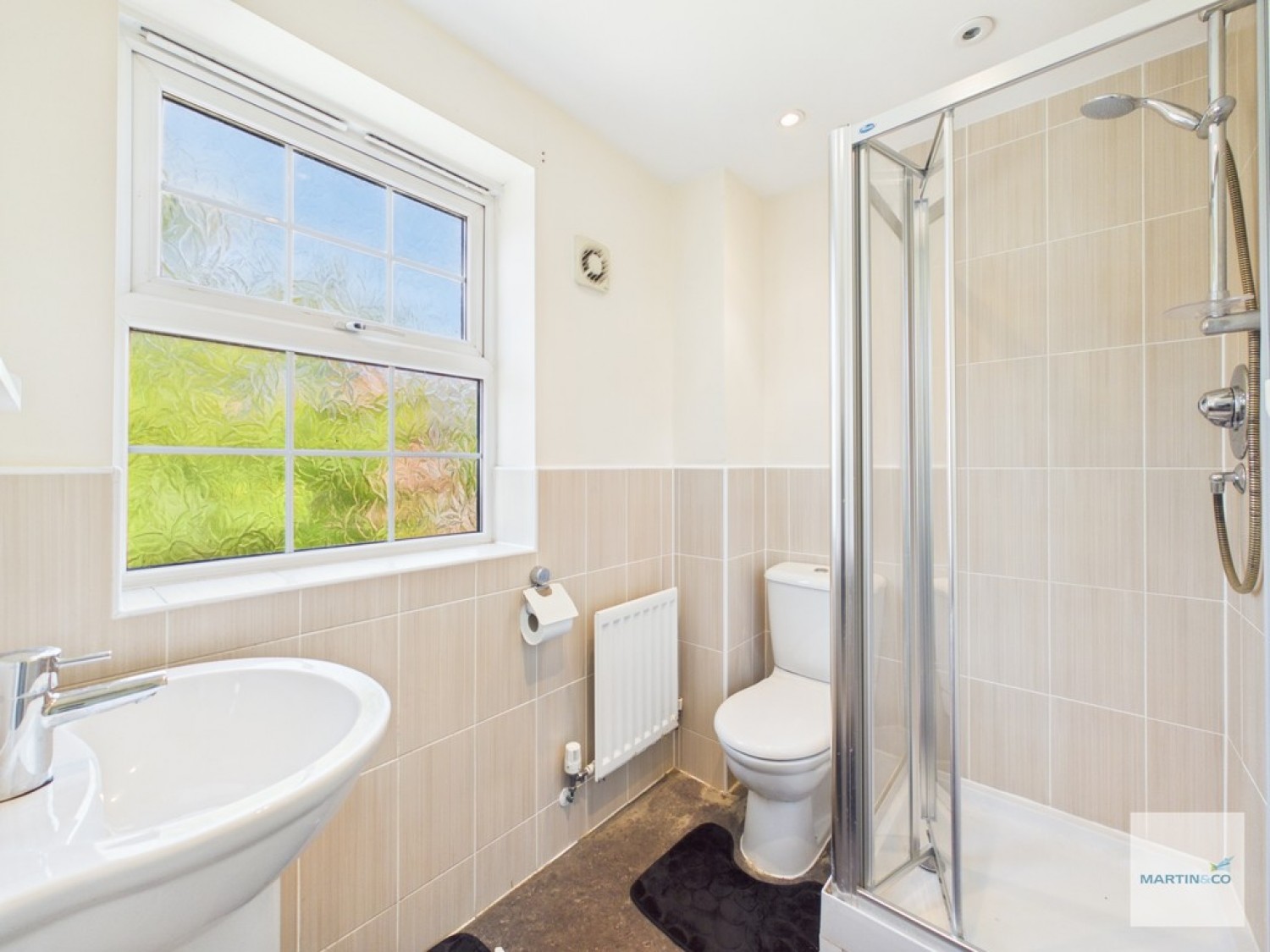 5 bedroom House for Sale Hawthorne Avenue, Hucknall