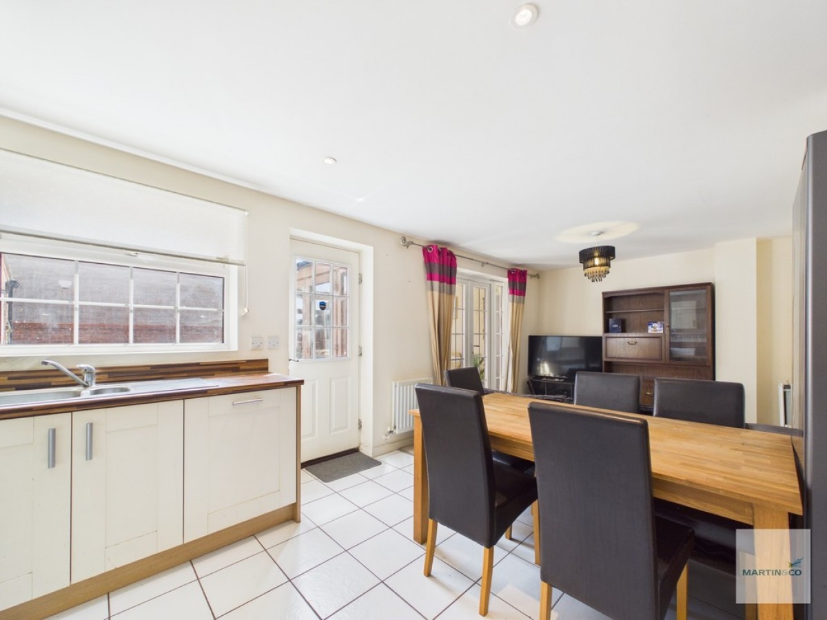 Hawthorne Avenue, Hucknall