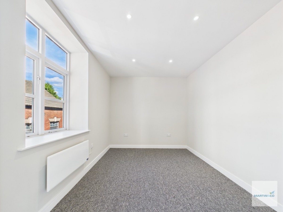 Second Floor Flat, 17 St James Street