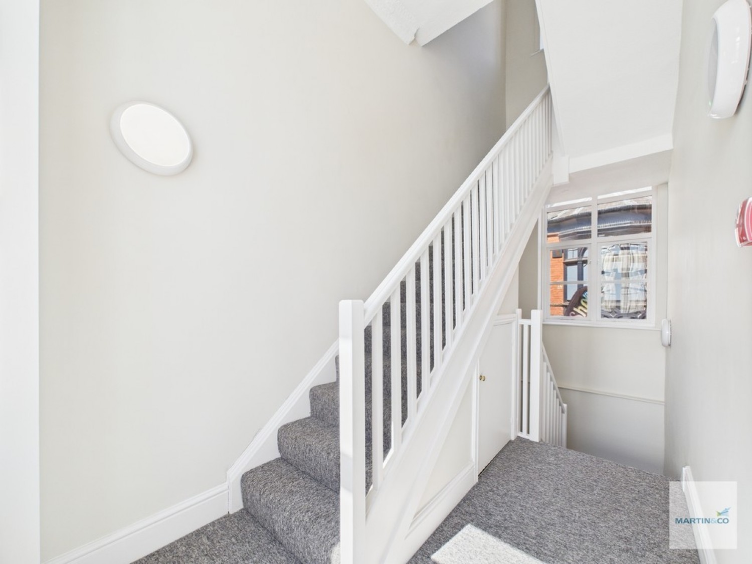 Second Floor Flat, 17 St James Street