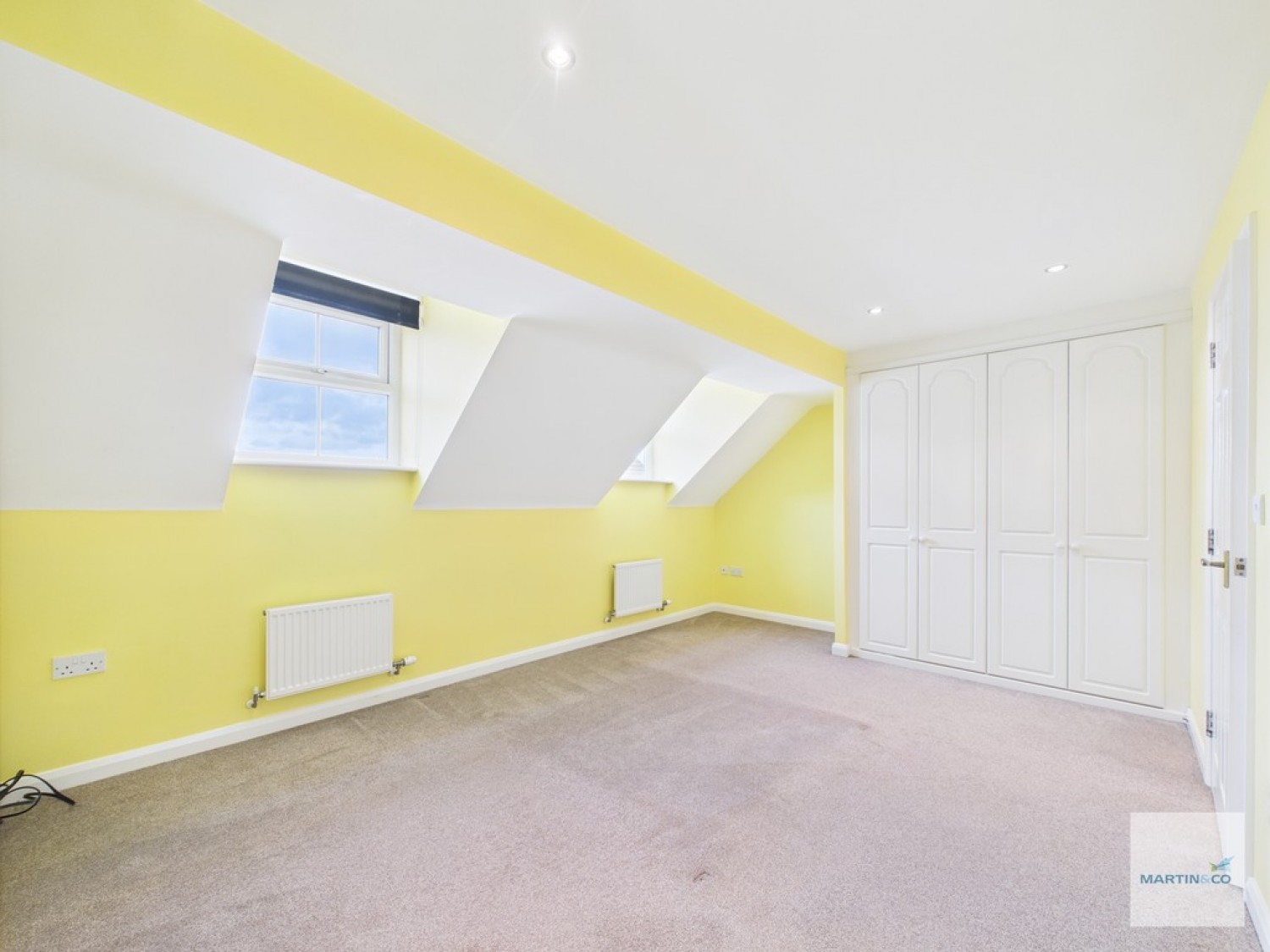 4 bedroom House for Sale Griffiths Way, Hucknall