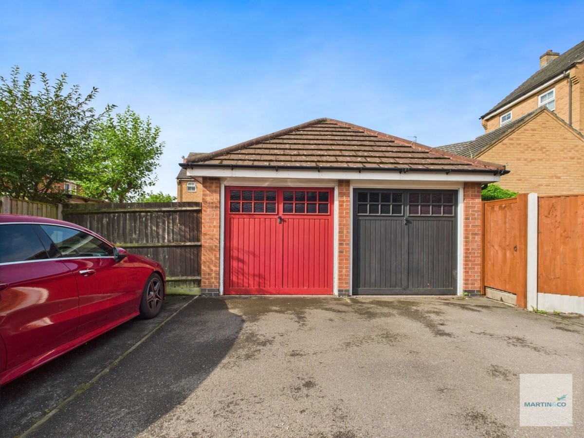 Griffiths Way, Hucknall