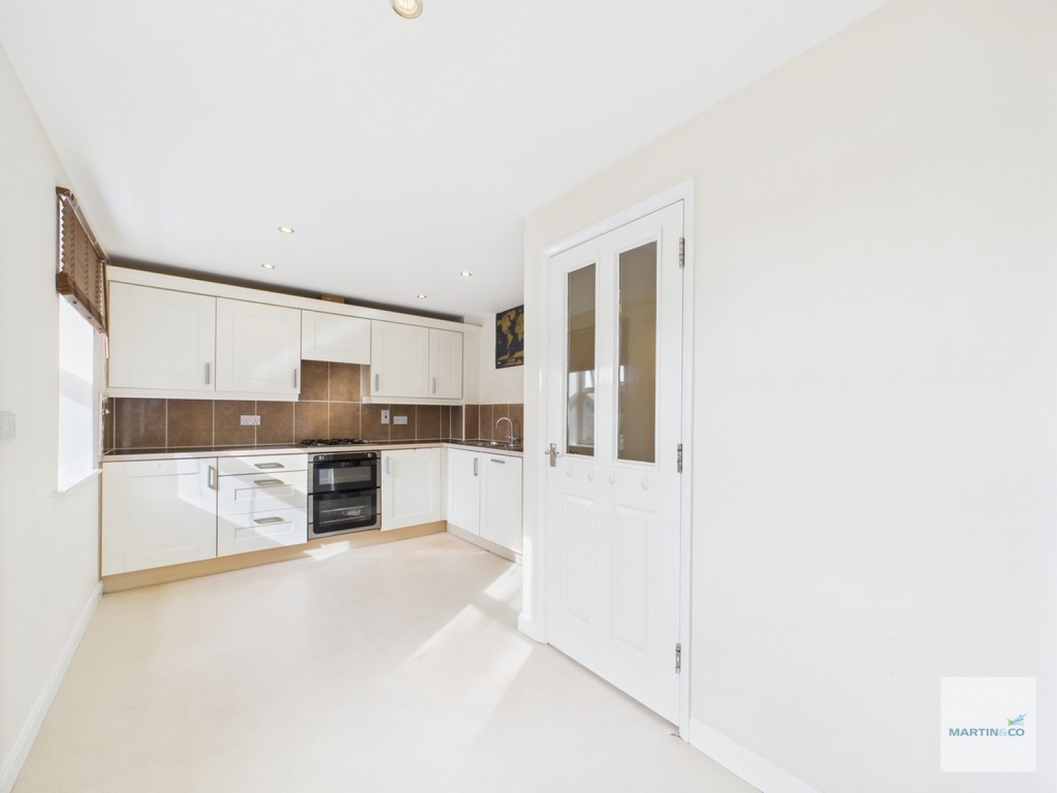 4 bedroom House for Sale Griffiths Way, Hucknall