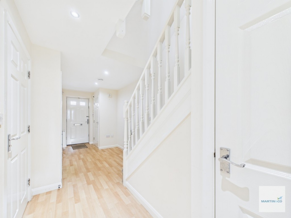 Griffiths Way, Hucknall