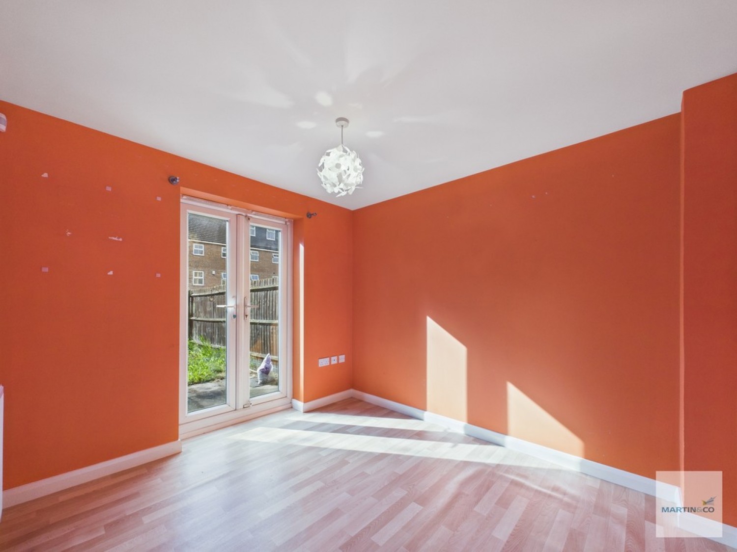 4 bedroom House for Sale Griffiths Way, Hucknall