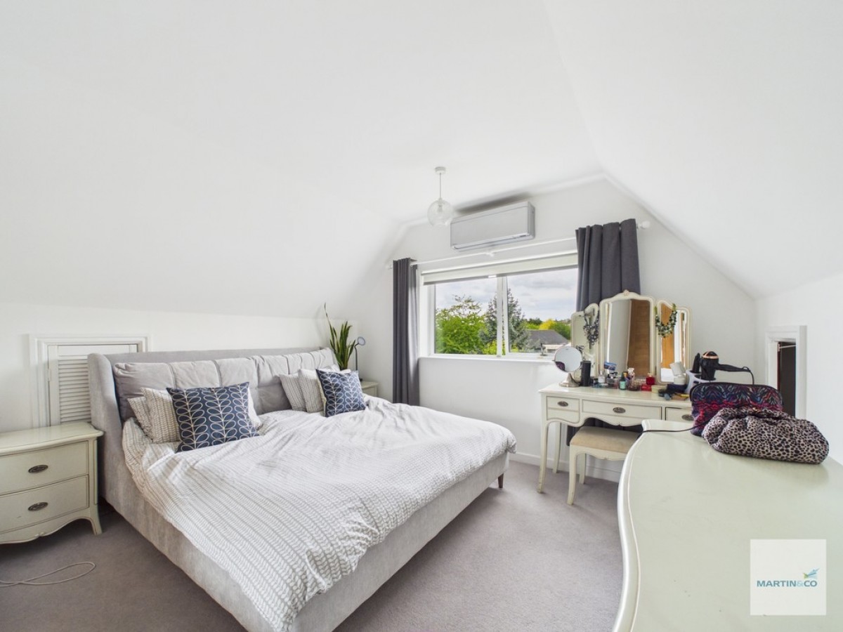 The Jardines, Bramcote