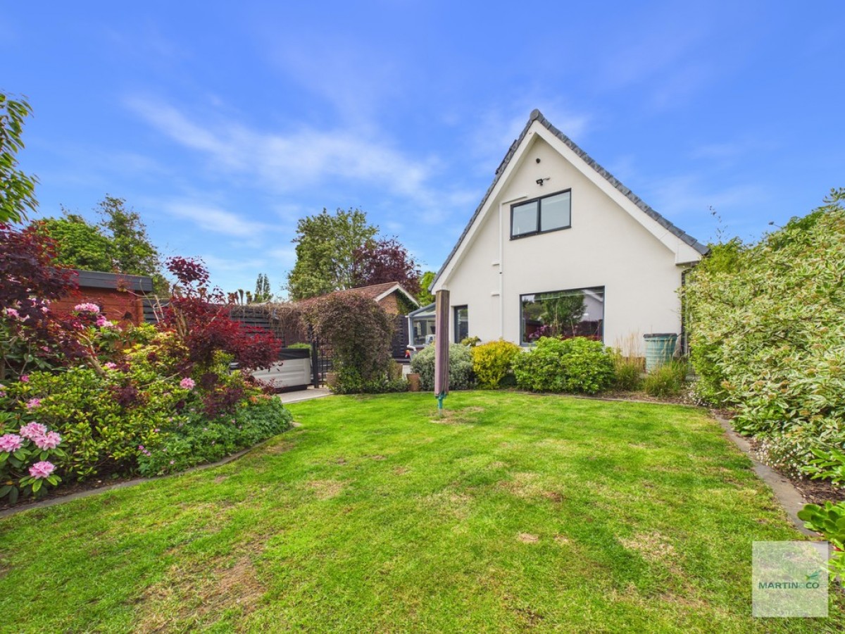 The Jardines, Bramcote