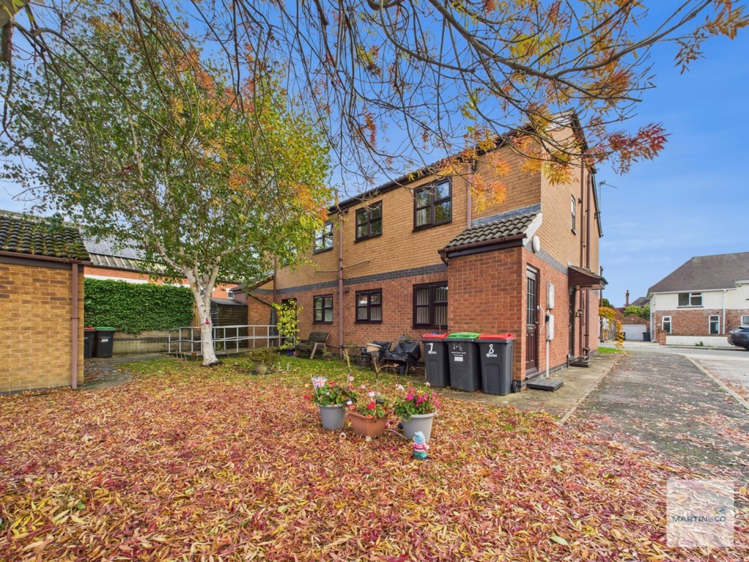 Hallcroft Court , Hucknall