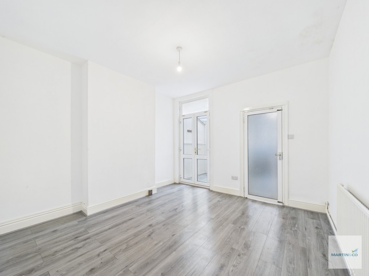 Cedar Road, Forest Fields