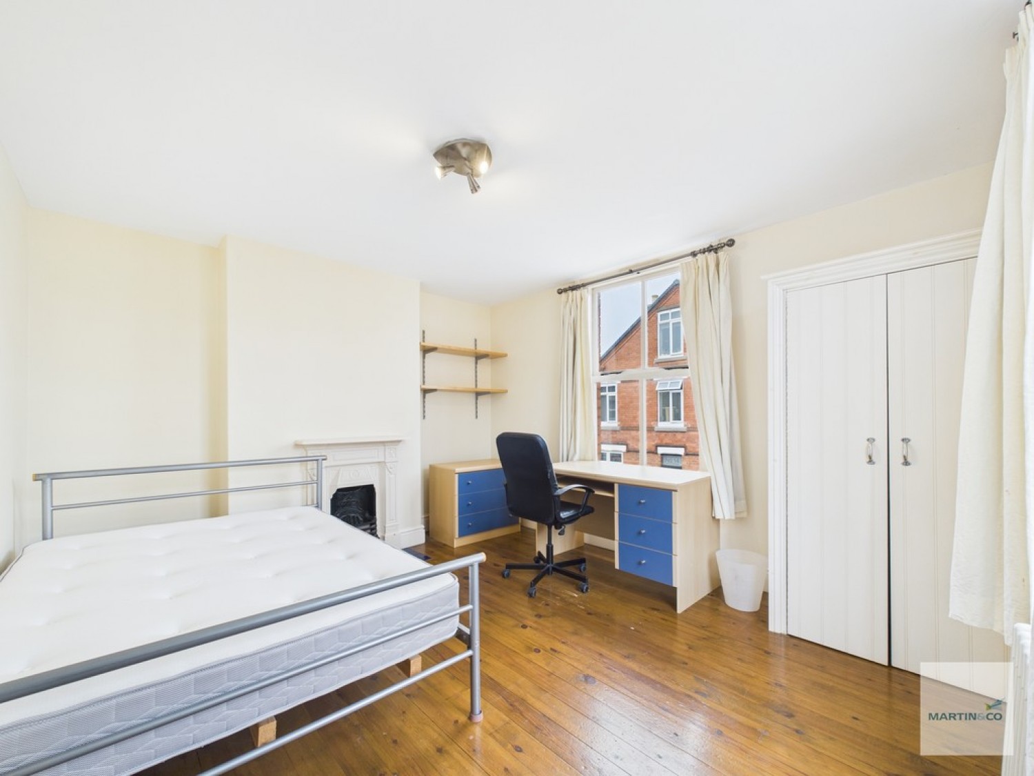 4 bedroom House for Sale Collin Street, Beeston