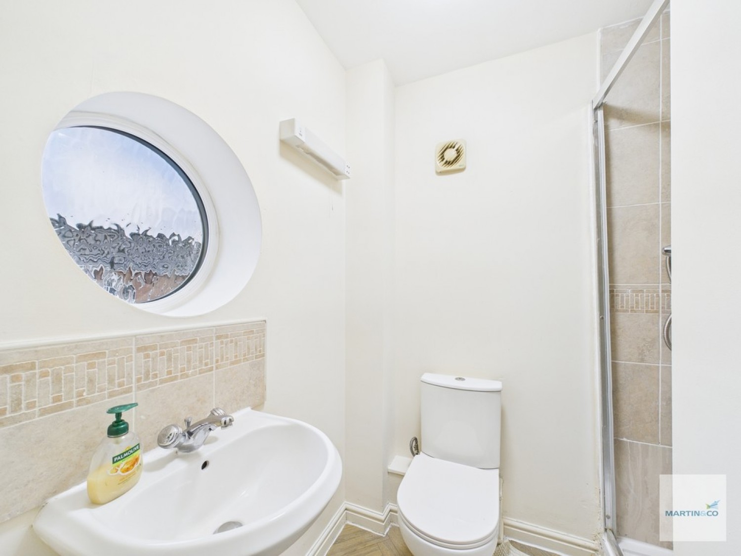 3 bedroom House in Pagett Close, Hucknall