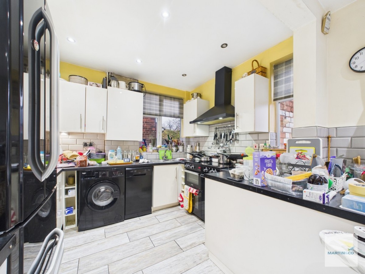 Western Boulevard, Aspley