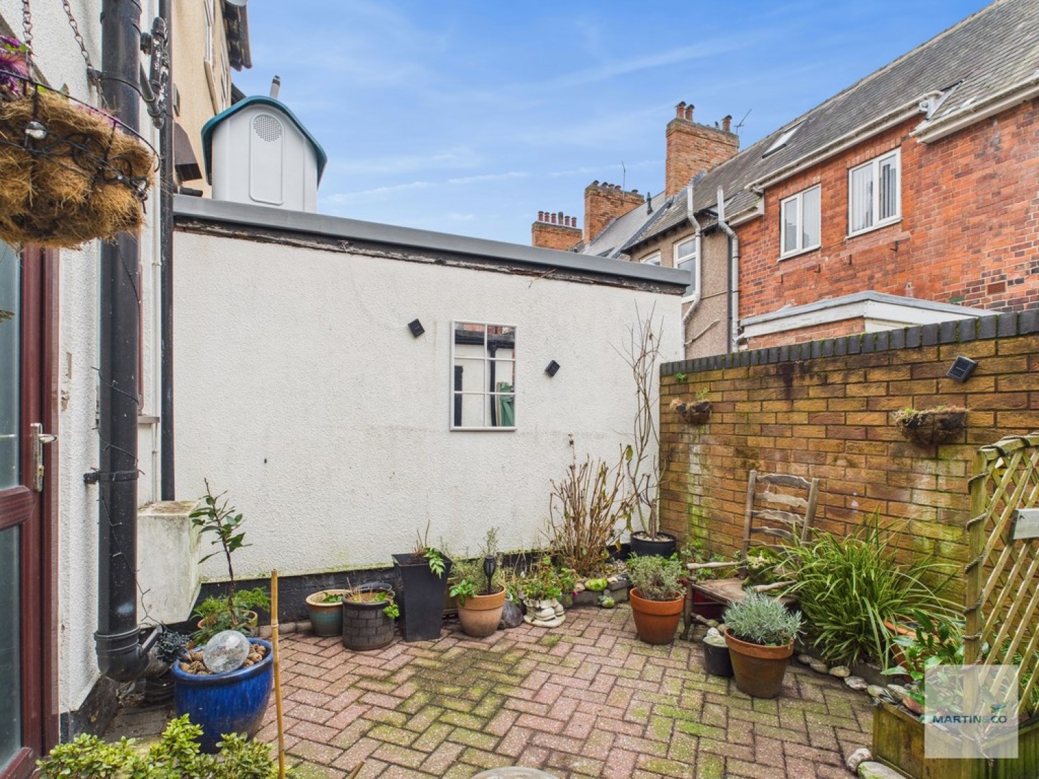 2 bedroom House for Sale The Square, Bestwood Village