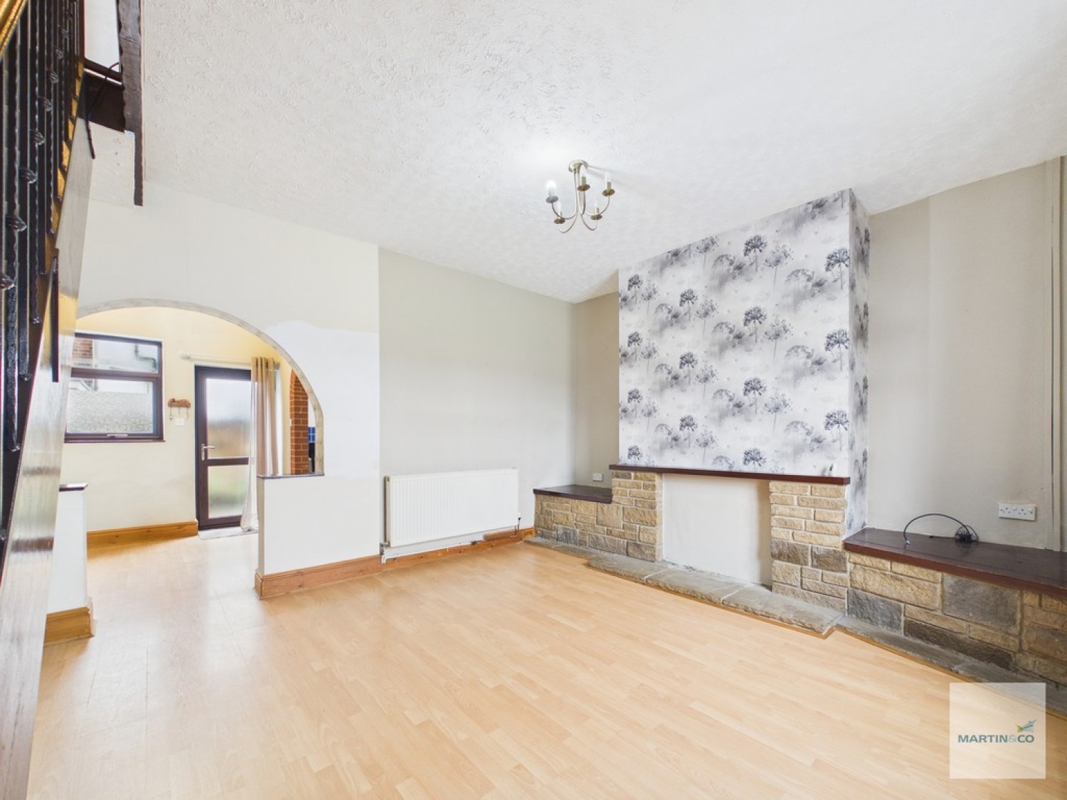 2 bedroom House for Sale The Square, Bestwood Village