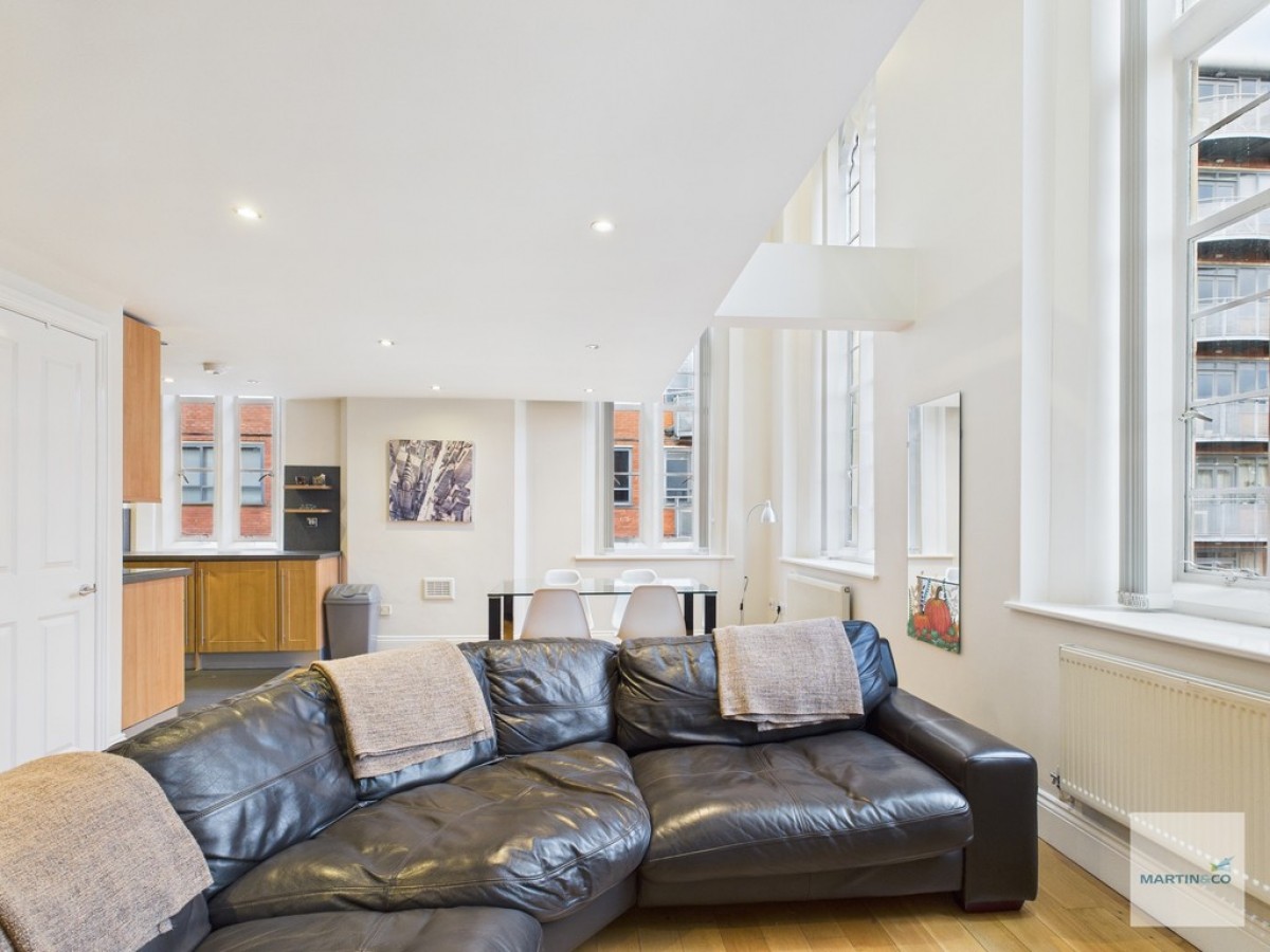 The Convent, College Street