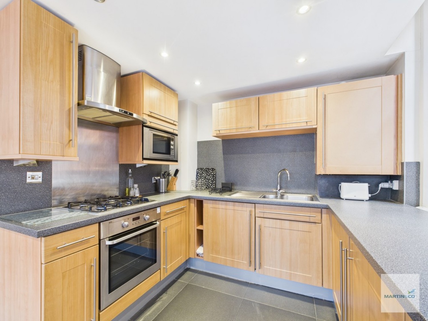 The Convent, College Street