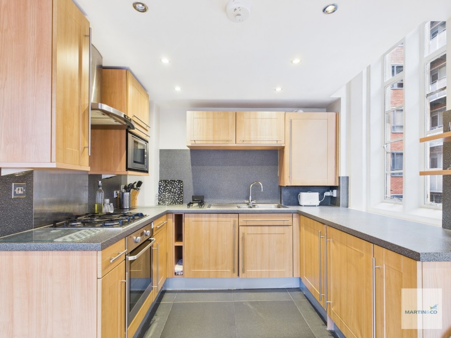 The Convent, College Street