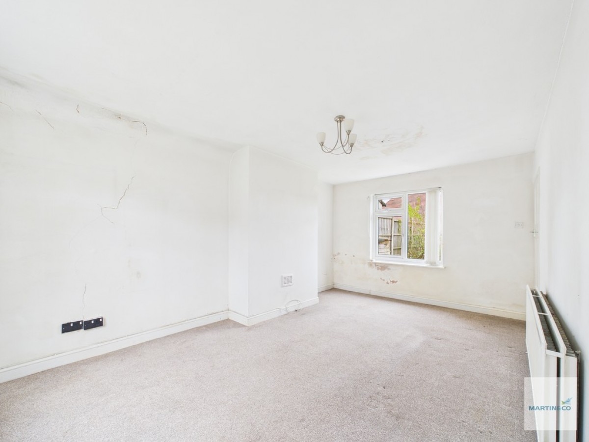 Charnock Avenue, Wollaton