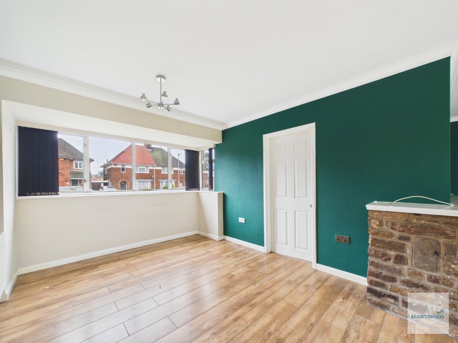 3 bedroom House in Long Hill Rise, Hucknall