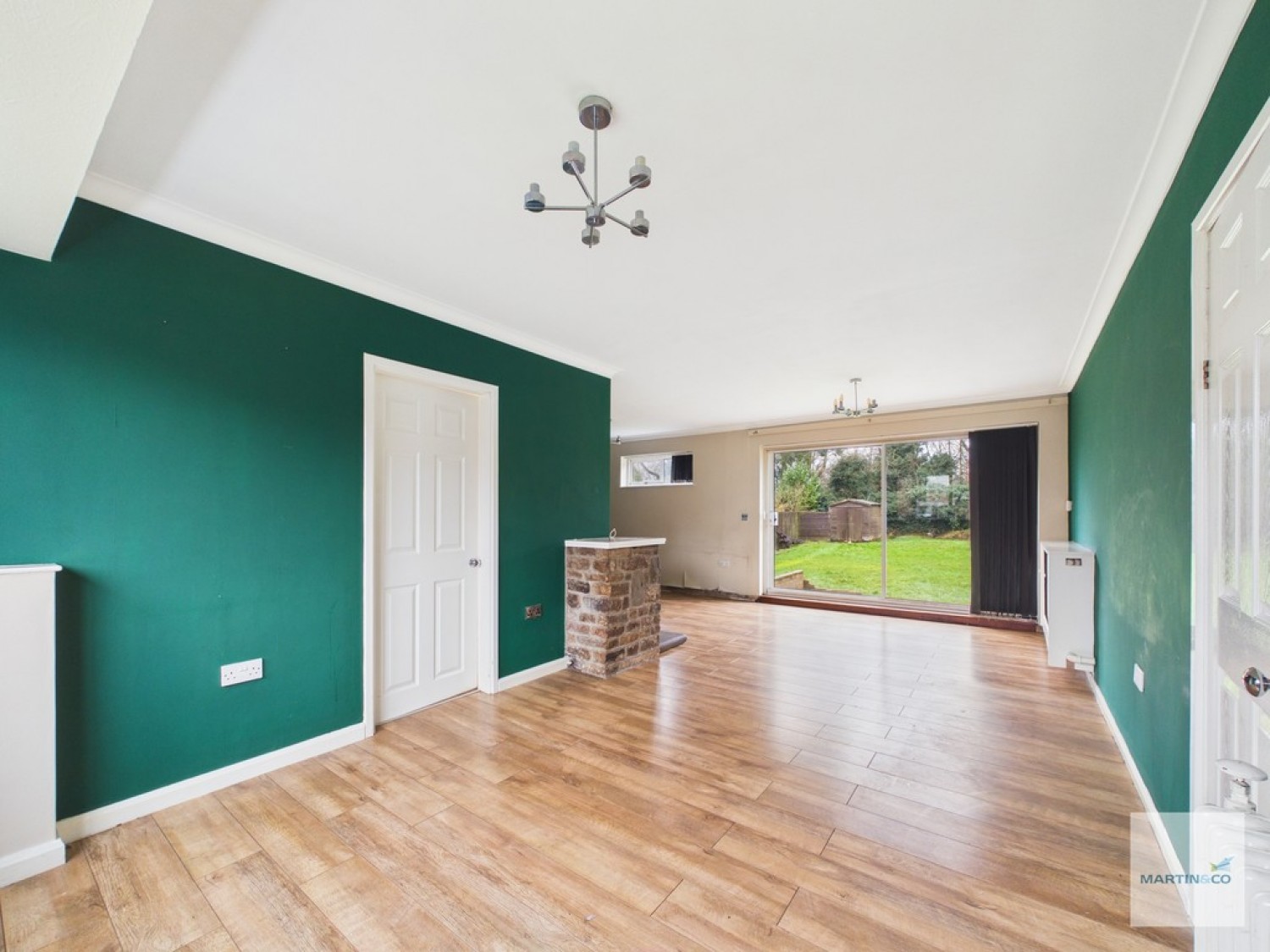 3 bedroom House in Long Hill Rise, Hucknall