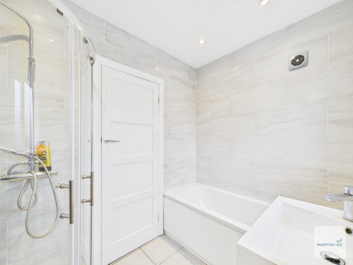 Bramcote Lane, Chilwell