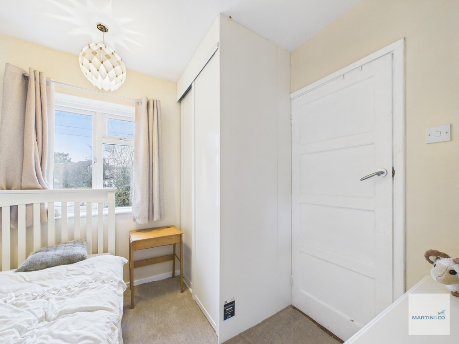 3 bedroom House for Sale Bramcote Lane, Chilwell