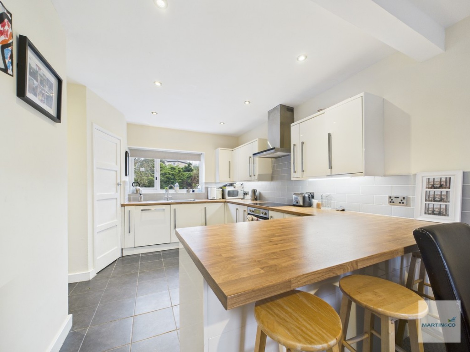 3 bedroom House for Sale Bramcote Lane, Chilwell