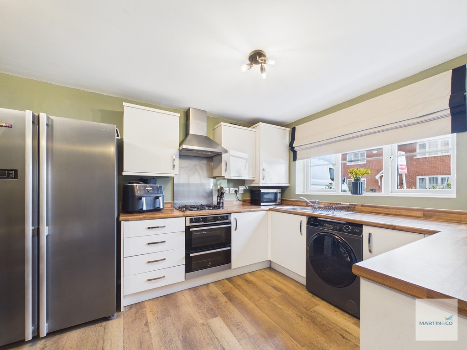 4 bedroom House for Sale Mosquito Grove, Hucknall