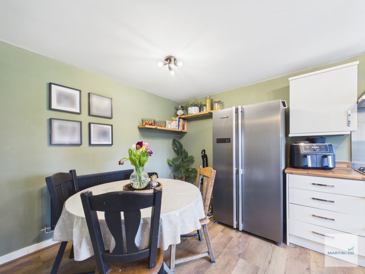 Mosquito Grove, Hucknall