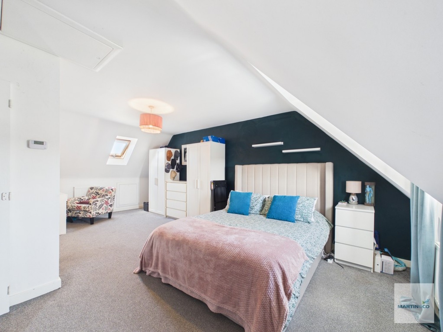 4 bedroom House for Sale Mosquito Grove, Hucknall