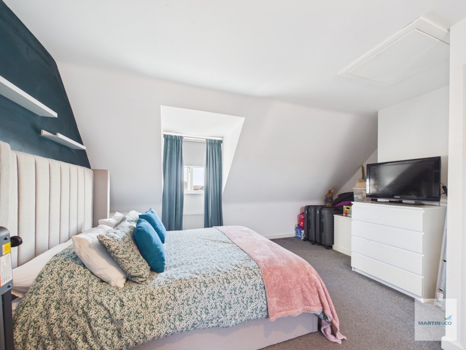 4 bedroom House for Sale Mosquito Grove, Hucknall