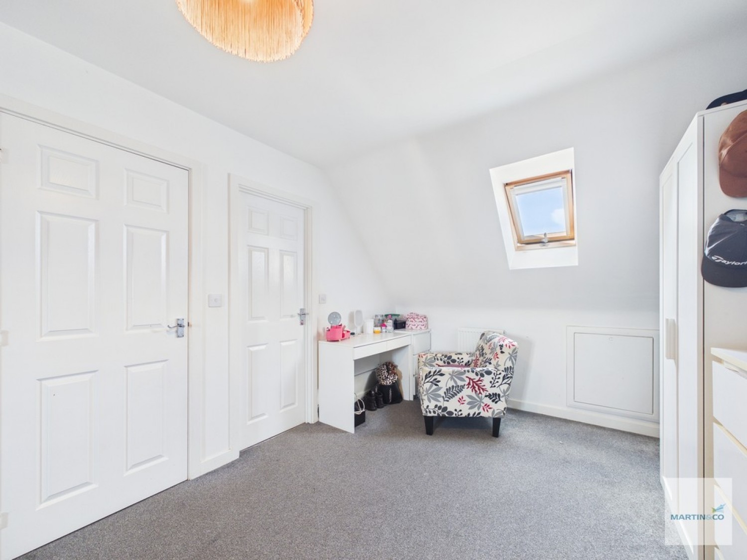 4 bedroom House for Sale Mosquito Grove, Hucknall