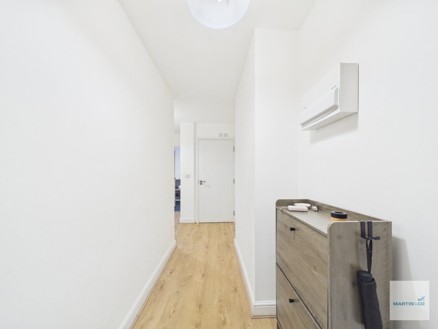 1 bedroom Flat for Sale Drapers Bridge, Hounds Gate