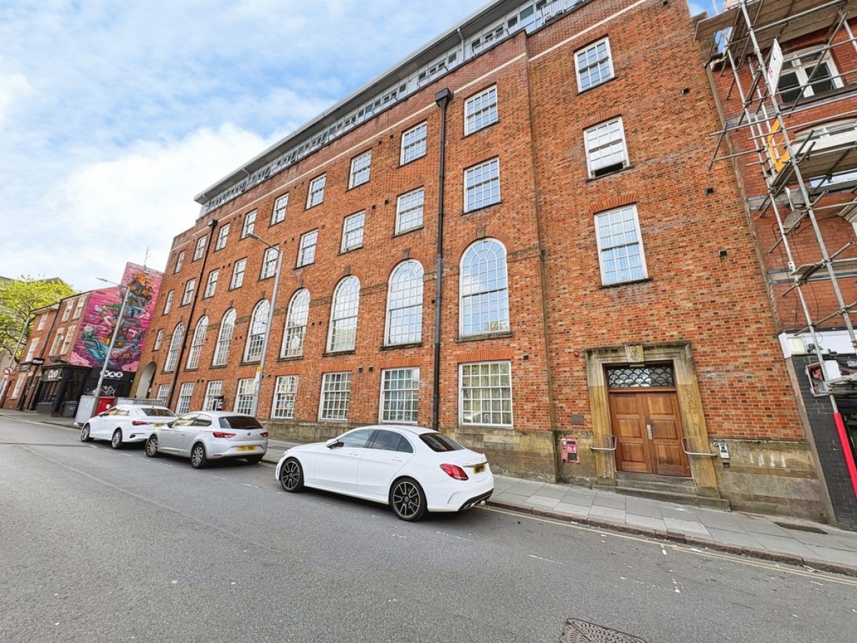Castle Exchange, Broad Street