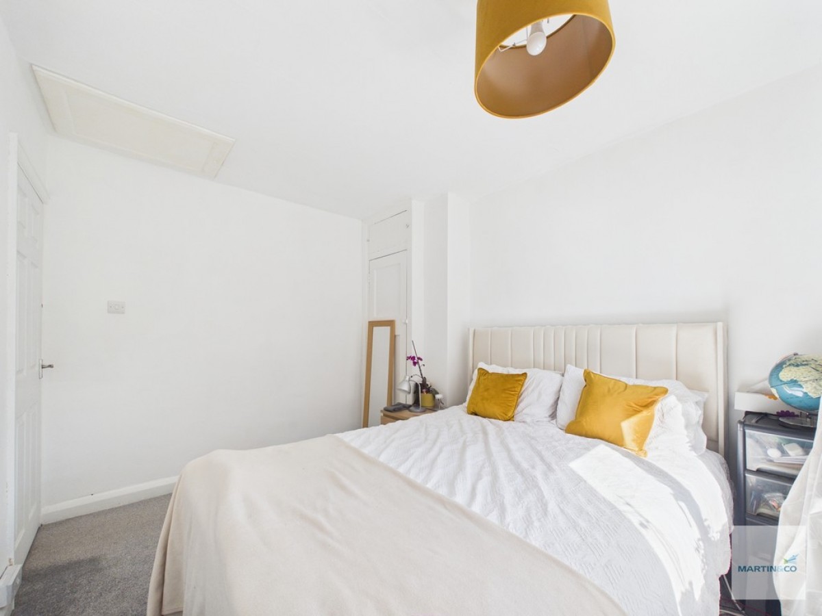 Dennis Avenue, Beeston