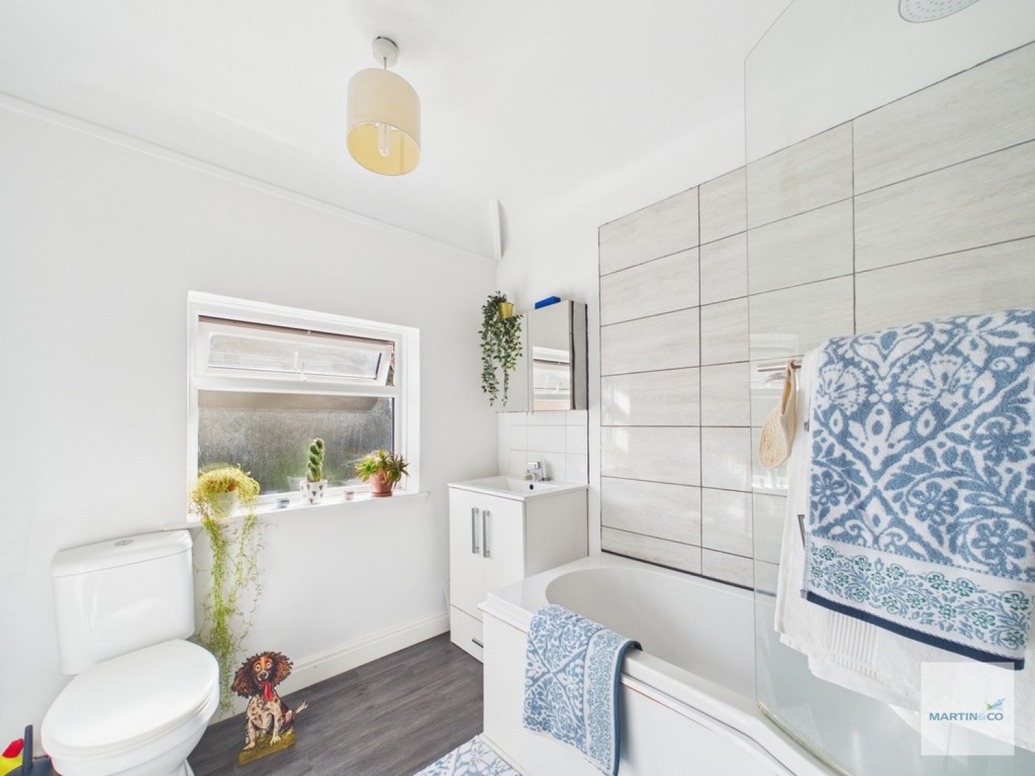 2 bedroom House for Sale Dennis Avenue, Beeston