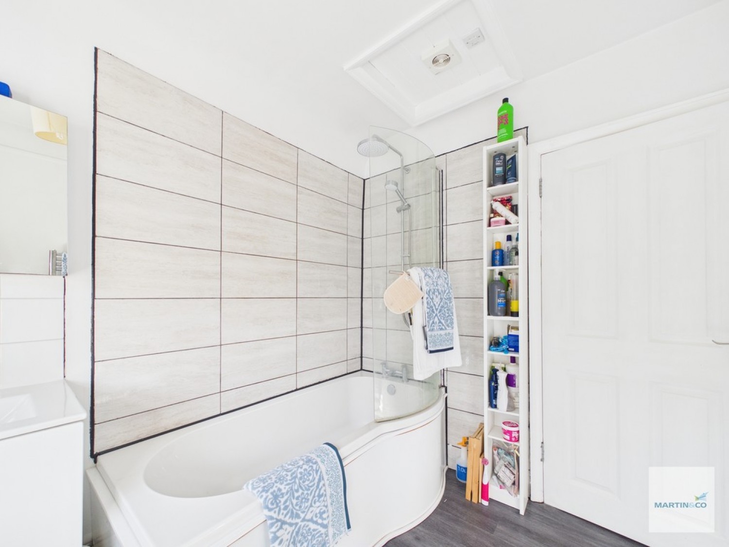 2 bedroom House for Sale Dennis Avenue, Beeston