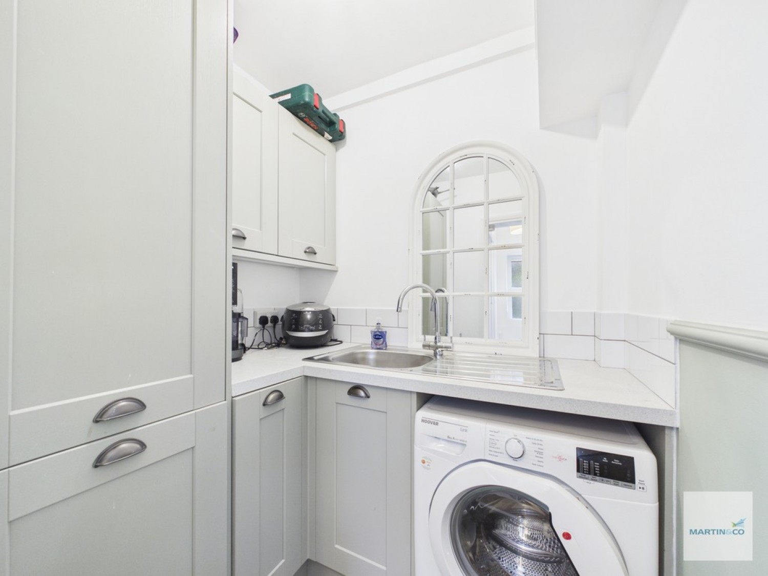 2 bedroom House for Sale Dennis Avenue, Beeston