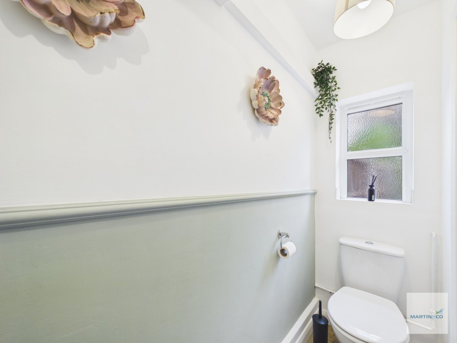 2 bedroom House for Sale Dennis Avenue, Beeston