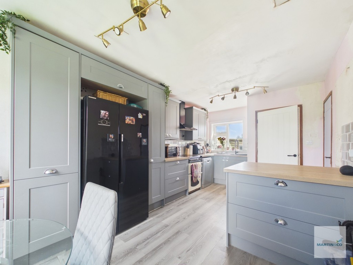 3 bedroom House for Sale South Street, Eastwood