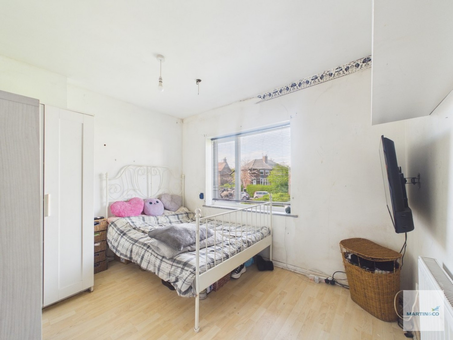 3 bedroom House for Sale South Street, Eastwood