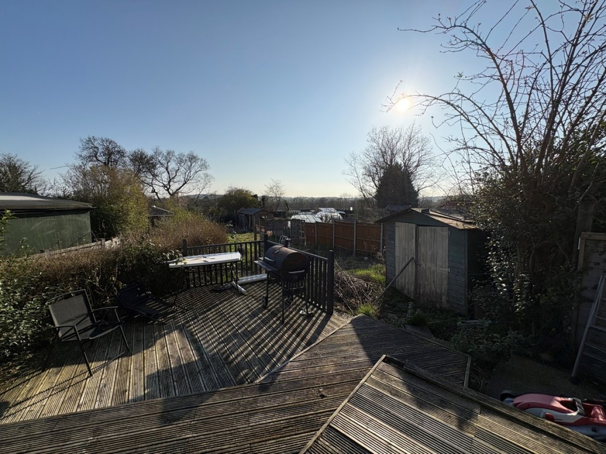 South Street, Eastwood