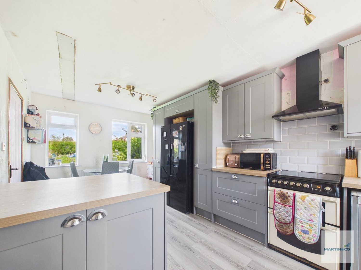 3 bedroom House for Sale South Street, Eastwood