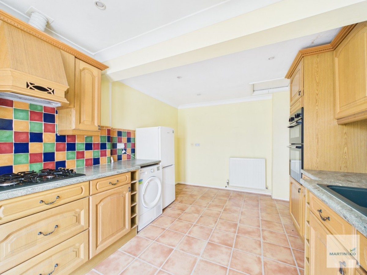 Radburn Court, Stapleford