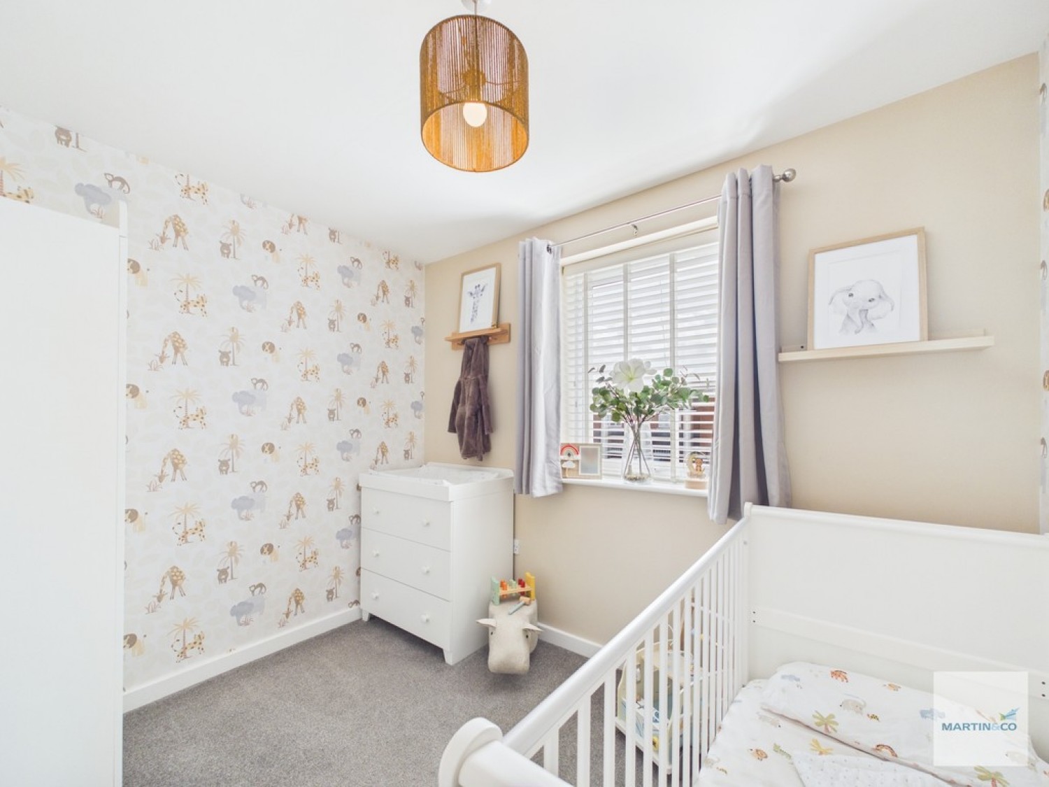 3 bedroom House for Sale Harker Close, Hucknall