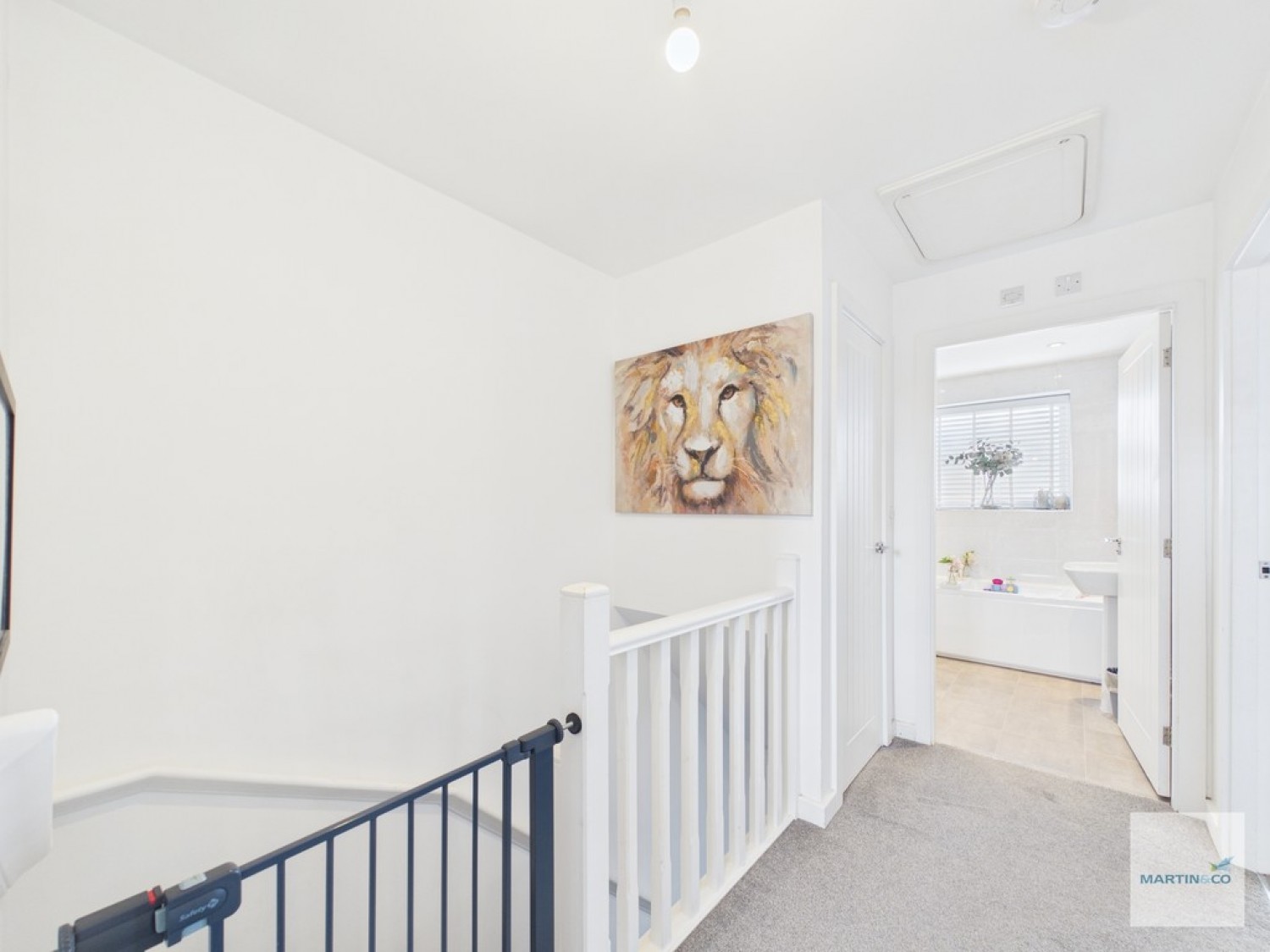 3 bedroom House for Sale Harker Close, Hucknall