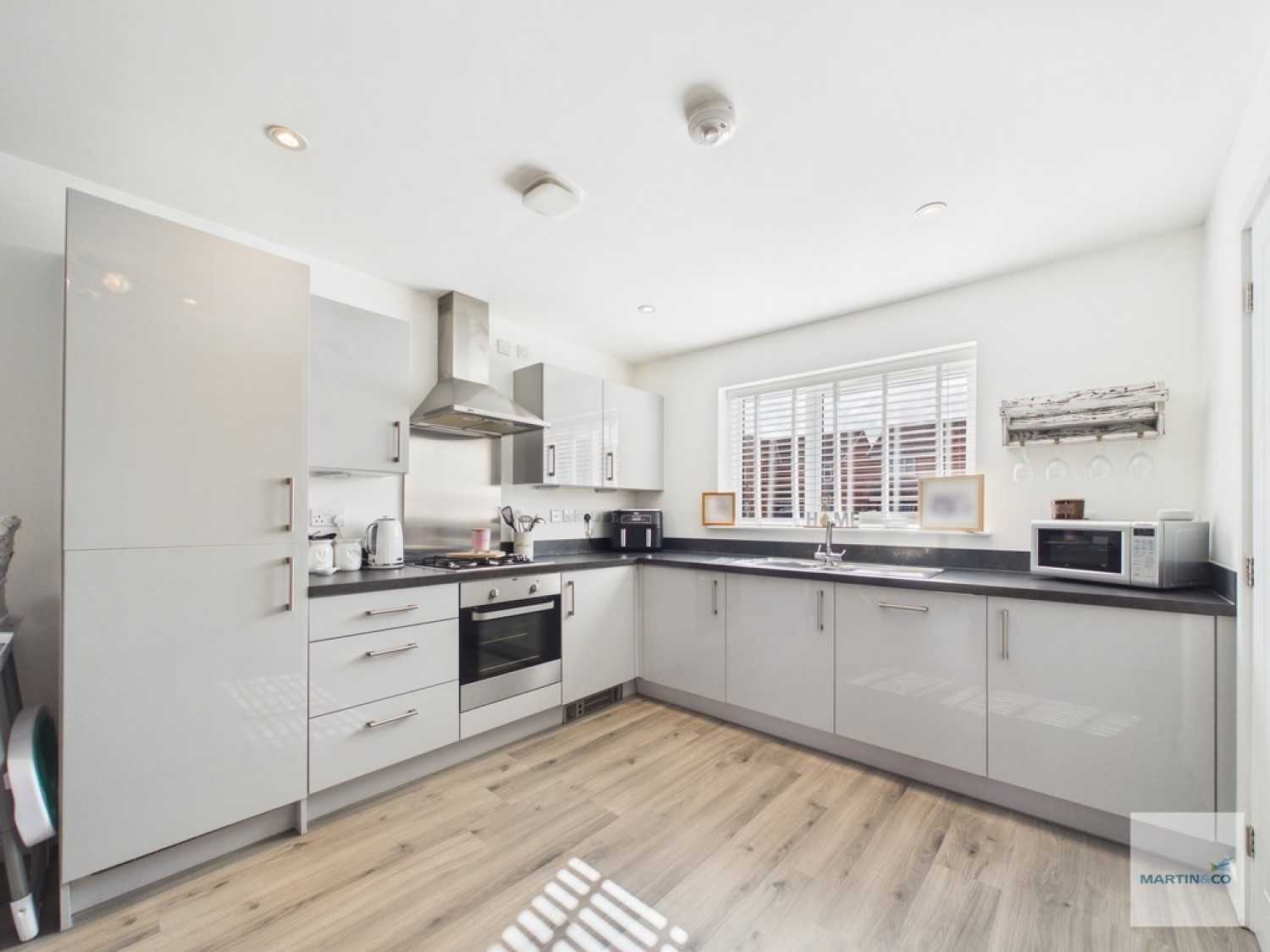 3 bedroom House for Sale Harker Close, Hucknall