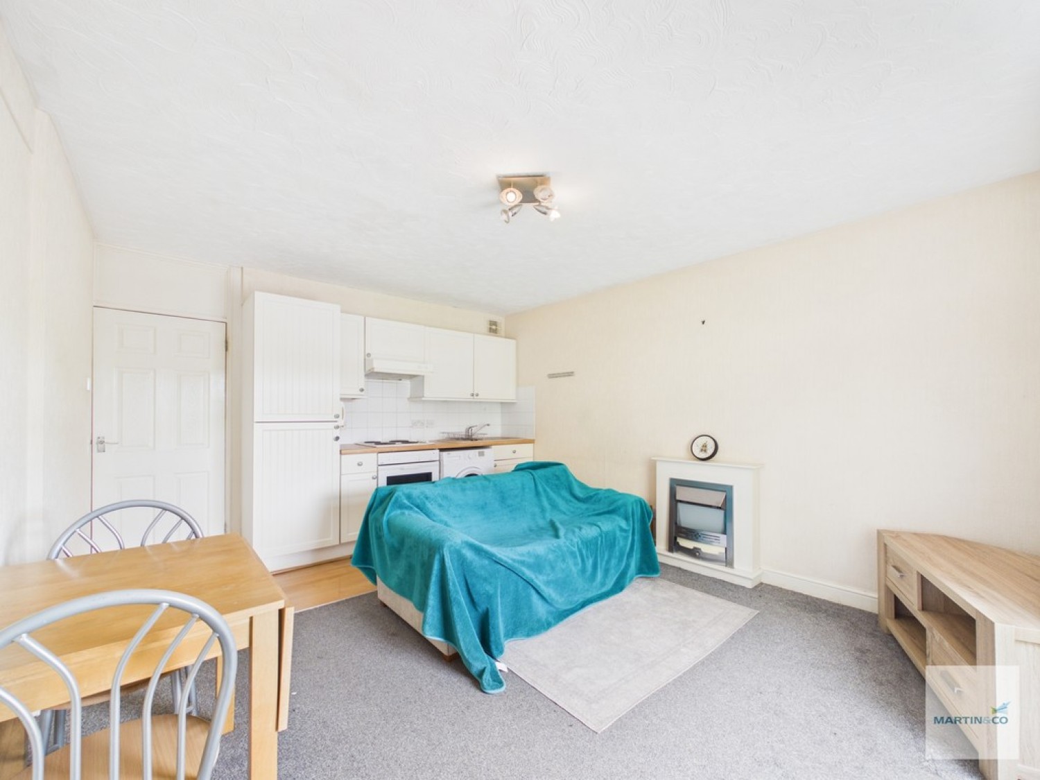 1 bedroom Flat for Sale Tavistock Court, Mansfield Road, Carrington